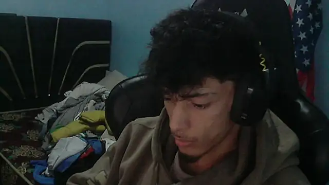 Dark DesireX online show from March 3, 7:09 pm