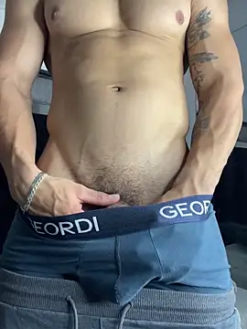 MR MUSCLE online show from December 20, 12:45 pm