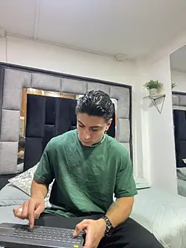 MR MUSCLE online show from February 9, 10:30 am