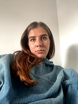 AllieYourGirl online show from October 17, 3:25 pm