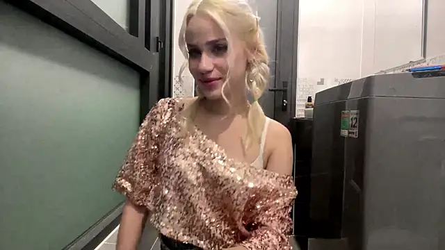 fancy angel online show from December 16, 1:27 pm