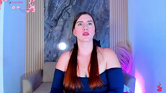 KrystalEvans online show from September 17, 8:32 pm