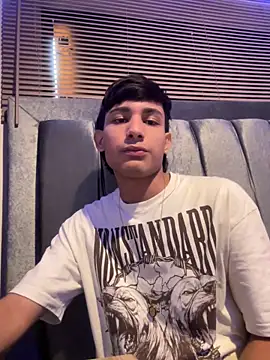 Snapshot of cody_fox10 chatting on November 12, 8:41 pm cody fox10 online show from November 12, 8:41 pm