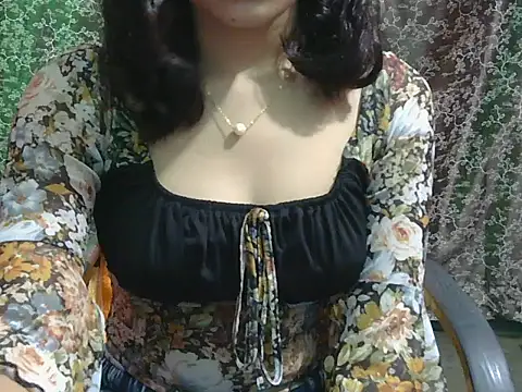 lovely soniya online show from May 9, 4:17 am
