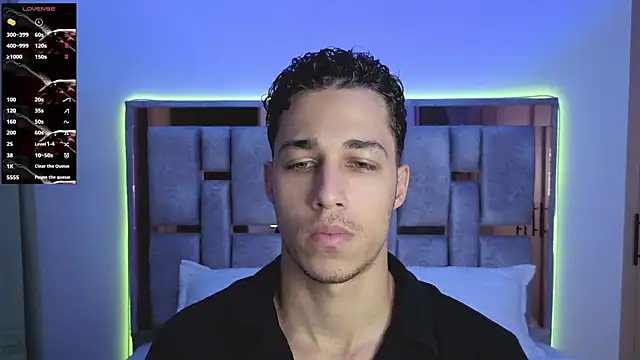 orionblaze69  online show from September 18, 11:40 pm