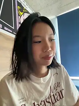 Asian Lyyyy online show from September 17, 1:13 pm