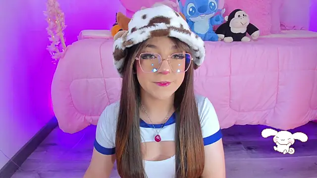 hannacutegod online show from December 14, 5:13 am