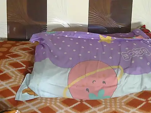 Snapshot of hotee_bhabi chatting on March 8, 12:53 pm hotee bhabi online show from March 8, 12:53 pm