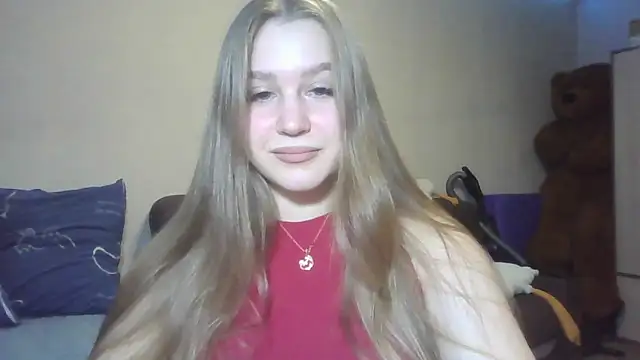 Snapshot of yourhoney_Lola_ chatting on October 19, 1:34 pm yourhoney Lola online show from October 19, 1:34 pm