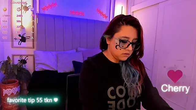 Snapshot of Cherry_blush_ chatting on October 13, 12:38 pm Cherry blush online show from October 13, 12:38 pm