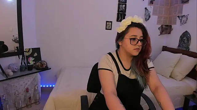 Snapshot of Cherry_blush_ chatting on October 20, 9:37 pm Cherry blush online show from October 20, 9:37 pm