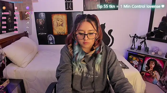 Snapshot of Cherry_blush_ chatting on November 24, 7:35 pm Cherry blush online show from November 24, 7:35 pm