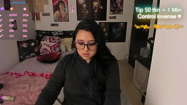 Snapshot of Cherry_blush_ chatting on February 12, 8:15 pm Cherry blush online show from February 12, 8:15 pm