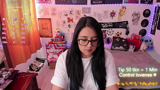 Snapshot of Cherry_blush_ chatting on March 24, 8:14 pm Cherry blush online show from March 24, 8:14 pm