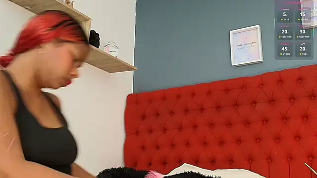 keyla mejia online show from October 9, 12:03 pm