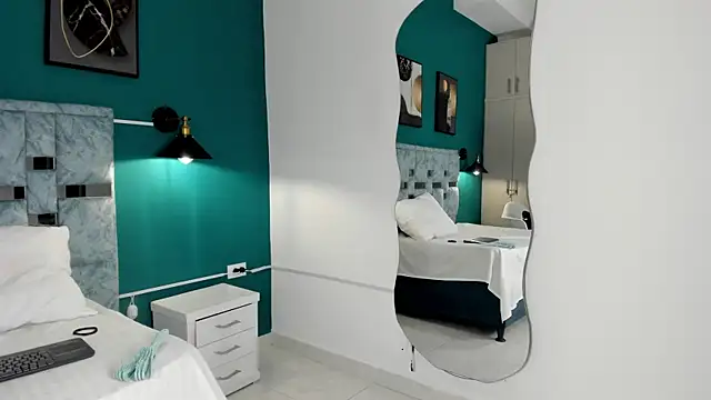 tamara lovv online show from December 19, 12:23 pm