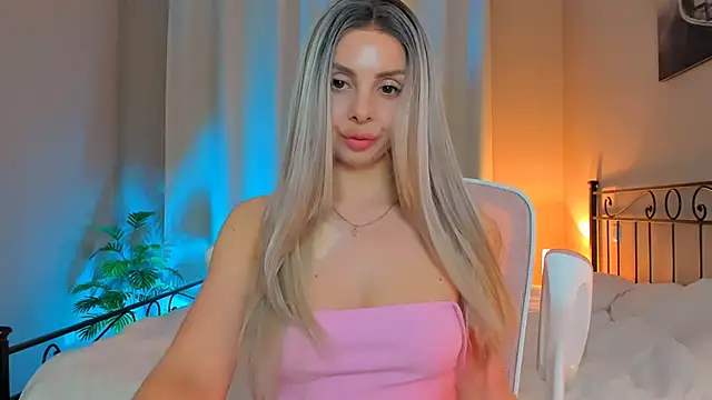 VelvetEliza online show from October 7, 8:06 pm