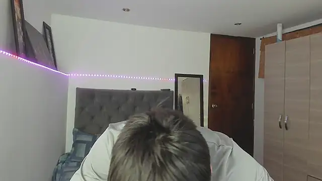 Snapshot of stevve_14 chatting on December 17, 3:12 am stevve 14 online show from December 17, 3:12 am