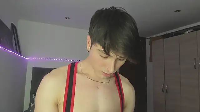 Snapshot of stevve_14 chatting on January 19, 2:04 am stevve 14 online show from January 19, 2:04 am