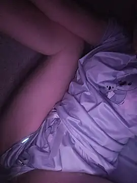 Hottiesophie online show from June 4, 7:53 pm