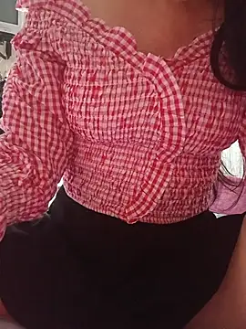 Hottiesophie online show from June 11, 4:27 pm