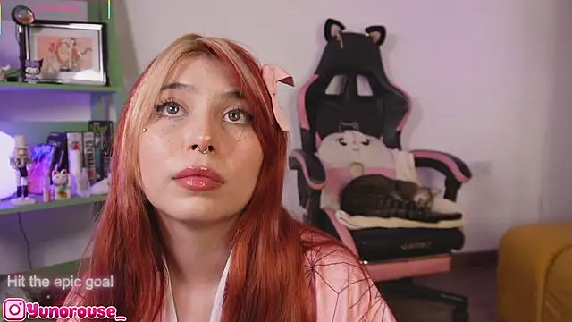 YunoRose  online show from December 18, 4:07 am