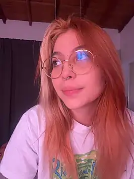 Snapshot of YunoRose_ chatting on July 24, 2:20 am YunoRose online show from July 24, 2:20 am