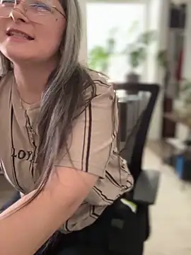 Alix Valentine online show from October 7, 8:28 pm