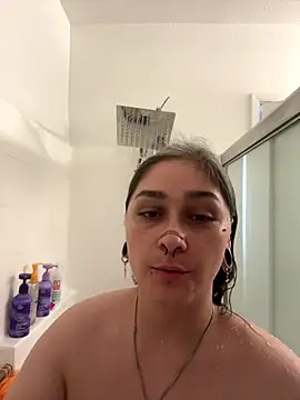 Alix Valentine online show from October 12, 5:45 pm