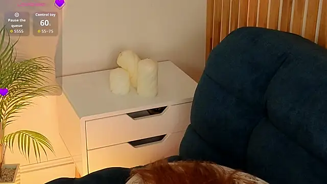 Snapshot of AsiaVegas chatting on October 3, 3:31 pm AsiaVegas online show from October 3, 3:31 pm