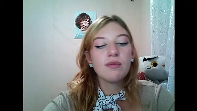 Snapshot of Lily_Ember chatting on September 17, 4:30 pm Lily Ember online show from September 17, 4:30 pm