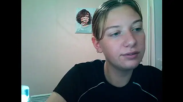 Snapshot of Lily_Ember chatting on September 21, 7:48 pm Lily Ember online show from September 21, 7:48 pm