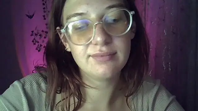 Snapshot of Lily_Ember chatting on October 23, 10:41 pm Lily Ember online show from October 23, 10:41 pm