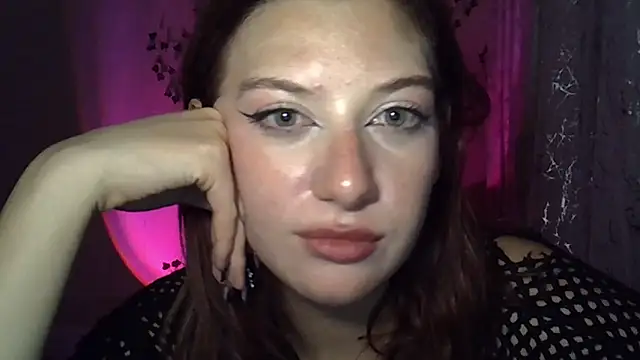 Snapshot of Lily_Ember chatting on October 24, 10:50 pm Lily Ember online show from October 24, 10:50 pm