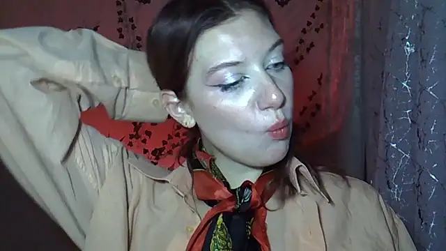 Snapshot of Lily_Ember chatting on October 28, 10:12 pm Lily Ember online show from October 28, 10:12 pm