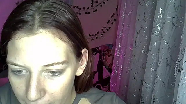 Snapshot of Lily_Ember chatting on November 10, 6:40 pm Lily Ember online show from November 10, 6:40 pm