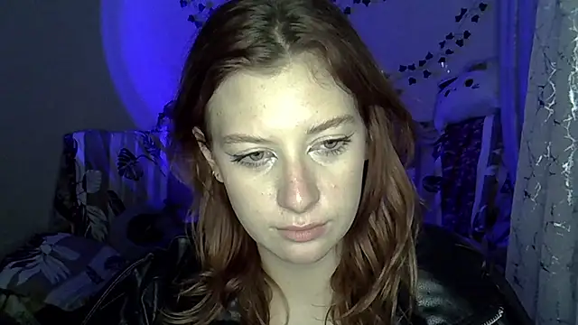 Snapshot of Lily_Ember chatting on December 2, 8:04 pm Lily Ember online show from December 2, 8:04 pm