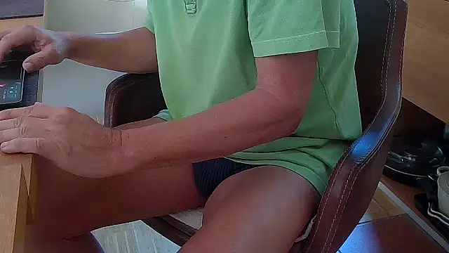 Unique X perience online show from October 7, 12:02 pm