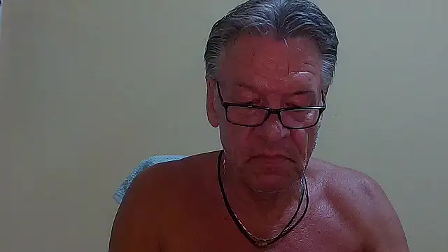 Unique X perience online show from March 19, 3:21 am