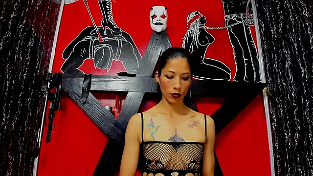 Snapshot of damian_and_tiana chatting on February 17, 4:42 am damian and tiana online show from February 17, 4:42 am