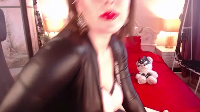 Snapshot of SofiaBimboss chatting on March 2, 5:08 am SofiaBimboss online show from March 2, 5:08 am