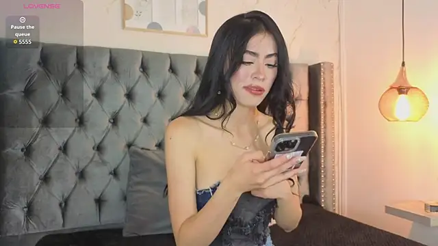 Anya Belth online show from March 19, 7:18 pm