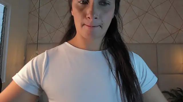 SamayRyann online show from April 28, 1:49 pm