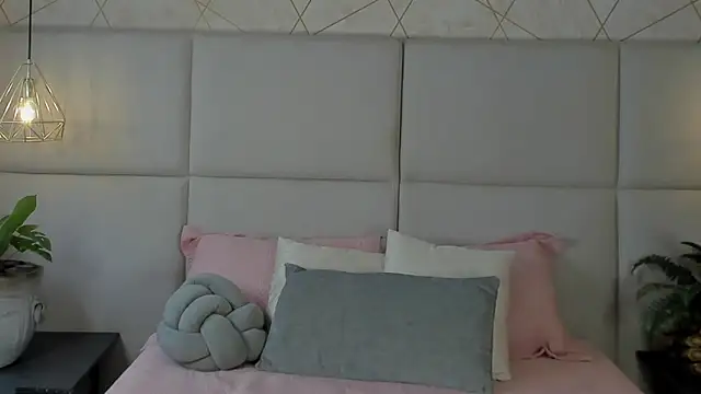 SamayRyann online show from May 16, 1:43 pm