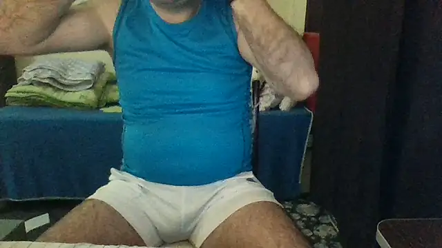 Snapshot of st206boy chatting on May 24, 10:48 pm st206boy online show from May 24, 10:48 pm
