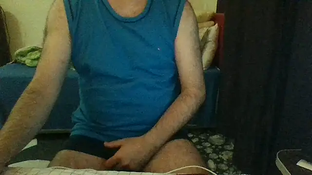 Snapshot of st206boy chatting on June 6, 10:47 pm st206boy online show from June 6, 10:47 pm