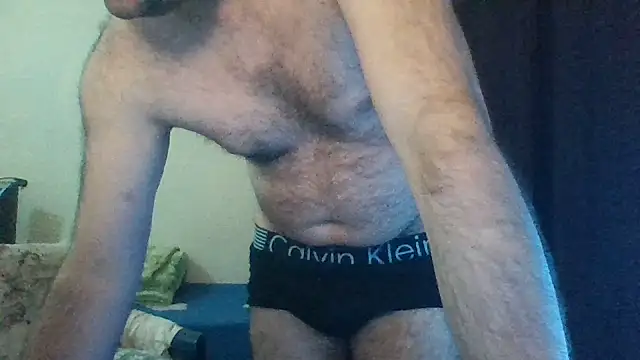 Snapshot of st206boy chatting on June 11, 12:32 am st206boy online show from June 11, 12:32 am