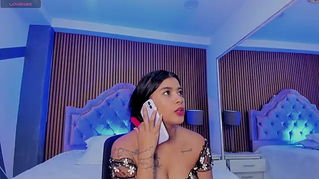 SelenaStonne online show from September 27, 8:47 pm