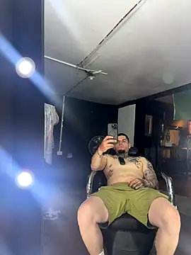 crazybarber69 online show from September 24, 5:22 am