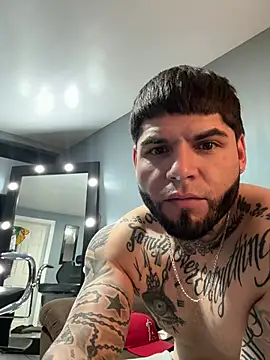 crazybarber69 online show from February 8, 3:48 pm